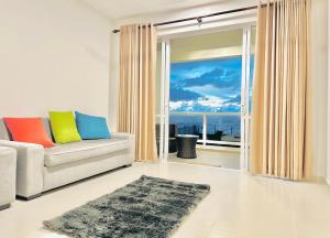 Joansa Luxury Beachfront Apartment