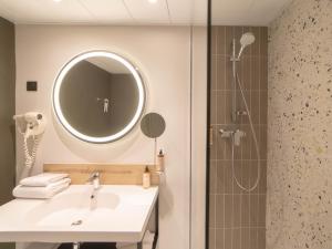 Hotels Mercure Auxerre Autoroute du Soleil : photos des chambres