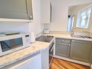 Host & Stay - St Radigunds House