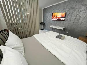 Central Charm: Accessibility