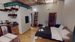 Folkloric loft - Ulita Romaneasca (green)