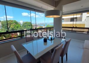 C190 Apartamento top com vista para o mar em Canajurê