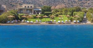Beautiful Crete Villa 4 Bedrooms Villa Cretan Seafront Private Pool & Close To Town Elounda