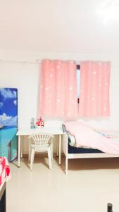 Bienvenue à PARIS - Appartement confortable, grande terrasse privée au calme, parking gratuit