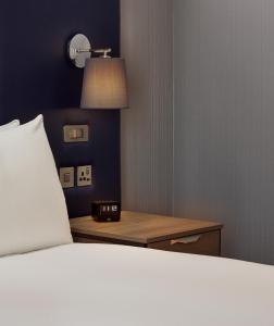 Queen Room - Mobility Access room in DoubleTree by Hilton Lincoln