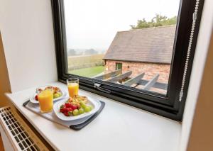 Fawn Cottage disabled adapted 3 bedroom hot tub
