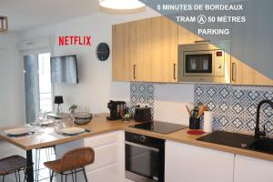 Appartements Les cedres -Tram A 50 metres, Bordeaux a 5 minutes, parking : Appartement 1 Chambre