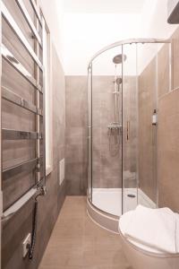 Kl31 - Central Residence - Klauzál Square by BQA