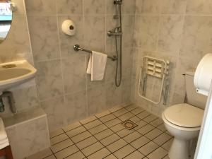 Hotels Hotel et Residence Le Clos Cerdan : Studio (3 Adultes) - Accessible aux Personnes à Mobilité Réduite 
