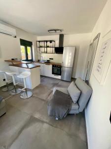 Enna Apartment C perfect location