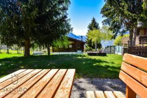 Chalet Independent, Termen