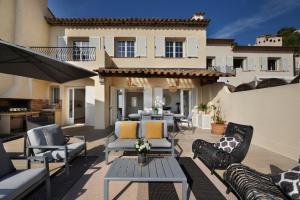 Villas Suncatcher dream villa Villefranche 4 bed, 4 bath, sea view : photos des chambres