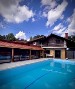 DOLINA SUNCA (Ranch Corral) - Voloder