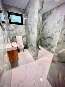 DOLINA SUNCA (Ranch Corral)