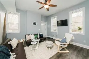 Walkable and Spacious Apt - Parking -- GroupStay - Crafton