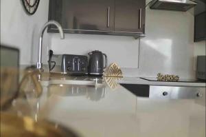 Contemporary Seaside Apartment