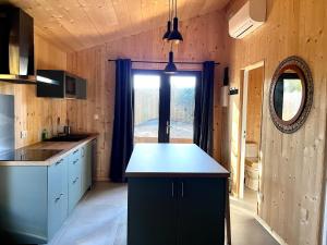 Appartements La cabane 56 - calme - cosy - confortable - sois les chenes - sans vis-a-vis : photos des chambres