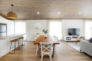 Kaia's Beach Retreat - Narrawallee