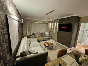 Shirleys Place