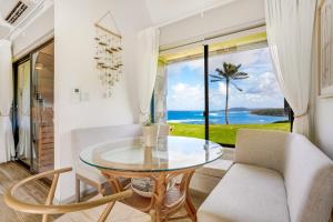 Kahakai Cliffside condo