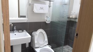 Moon Forest Guesthouse