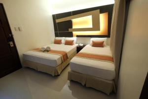 Southpole Central Hotel