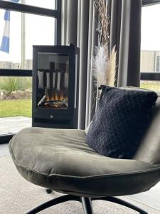 Enkhuizer Strand Chalet Beach Oase Erste Reihe mit Zaun Haus Nr 248