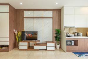 Vinhomes DCapitale Studio Apartment with Sunset view