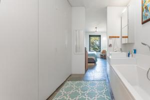 10 Dash Apartment, Dunkirk