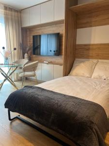 Nowoczesny apartament w centrum Starego Miasta, strzeżony parking