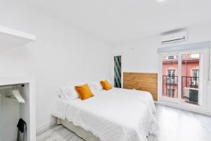 Los Apartamentos Jacinto Benavente Centro Madrid