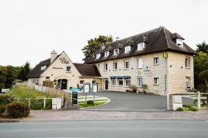 Logis Hotel Le Relais De La Poste Restaurant Le Fil du Temps