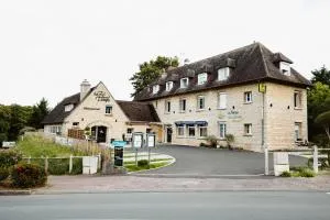 Logis Hotel Le Relais De La Poste Restaurant Le Fil du Temps - Hamars