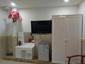 Đức Long Hotel - 60 Cộng Hòa, Q. Tân Bình - by Bay Luxury