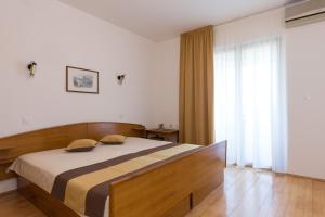 Apartment & room Dinka, Krk