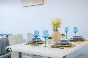 Entire 3 Bedroom in Bankstown - Chullora