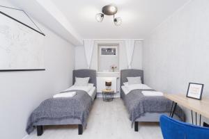 STU Theater Underground Apartment Syrokomli by Renters