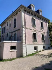 Appartement T2 rez de chaussée villa Les Tamaris Aix-les-Bains