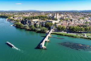 Campings Camping du Pont d'Avignon : photos des chambres