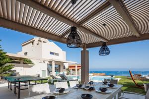 Villa Ligaria Pinnacle
