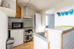 Maisons de vacances Maison vue sur mer 50m plage : photos des chambres