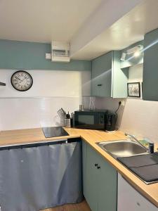 - N26- Studio calme et lumineux cœur de ville