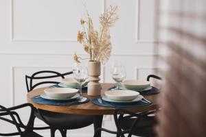 Lux Apartment Niemcewicza with AC & Balcony Warsaw Ochota by Noclegi Renters