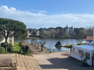 Résidence 2 située dans un Magnifique Village Vacances Familiale