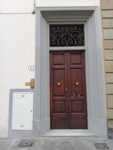 Meadow Forty-Five - Sweet Dreams in Florence