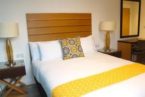 Maze apartments and rooms Free parking - 赫尔