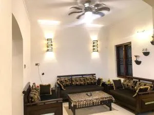 "Radhas" 4BR Villa in Gated Spring Field Community, Kannur - Mattanūr