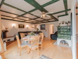 Apartment The Alpine Classic by Interhome