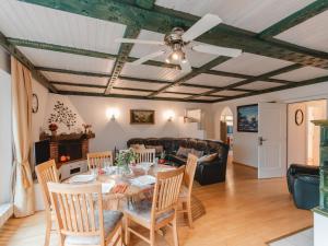 Apartment The Alpine Classic by Interhome