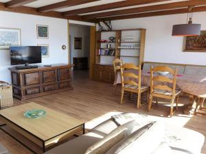 Apartment Clairière des Barzettes B14 by Interhome